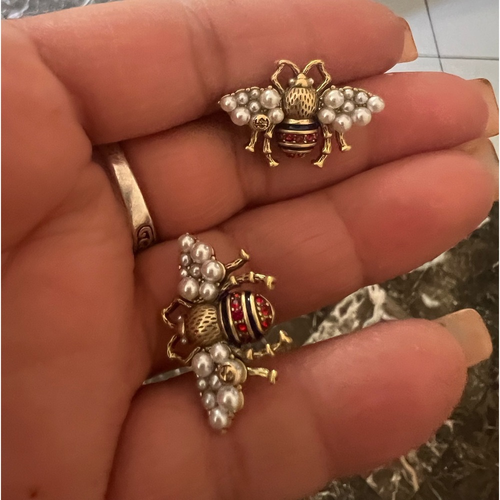 Gucci earrings 👍